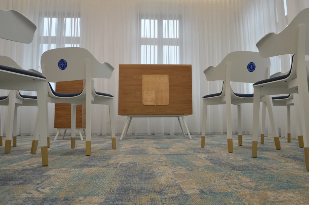 nabytek-dolni-dobrouc-2