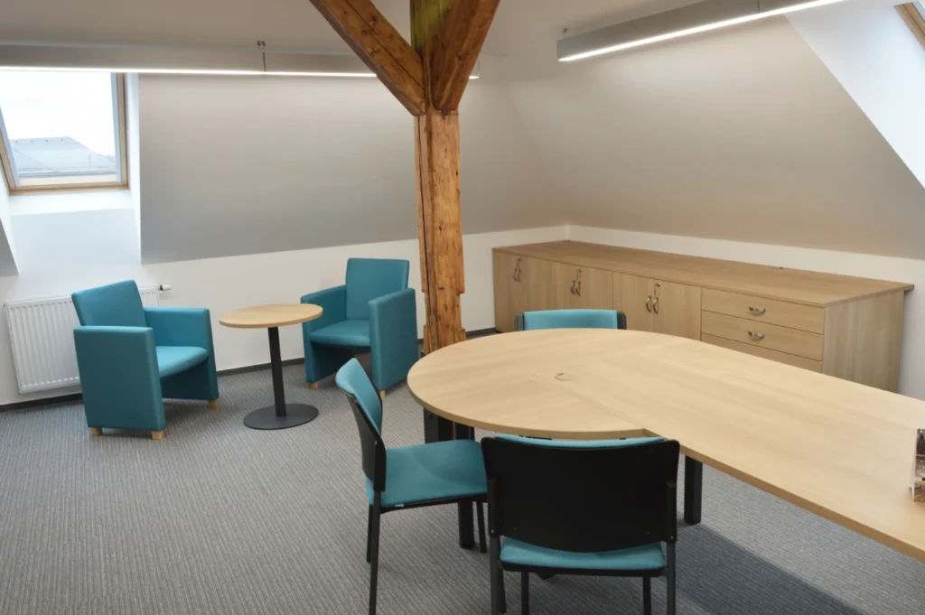 nabytek-dolni-dobrouc-6