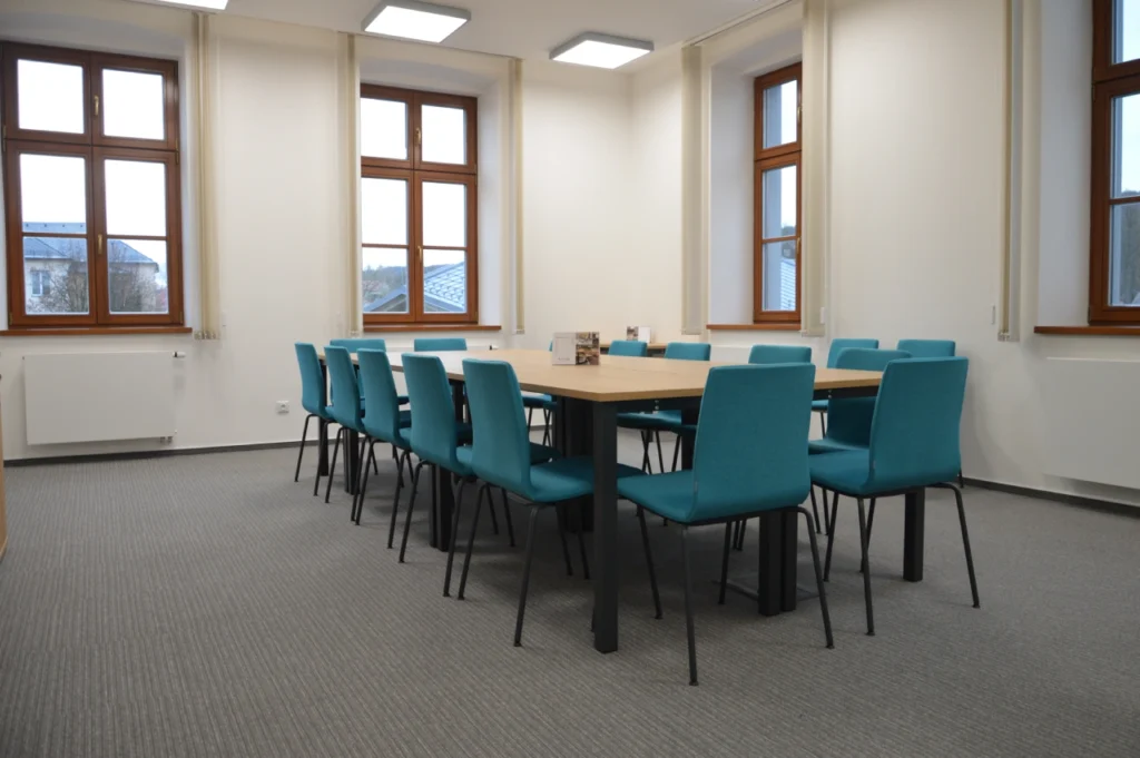 nabytek-dolni-dobrouc-8