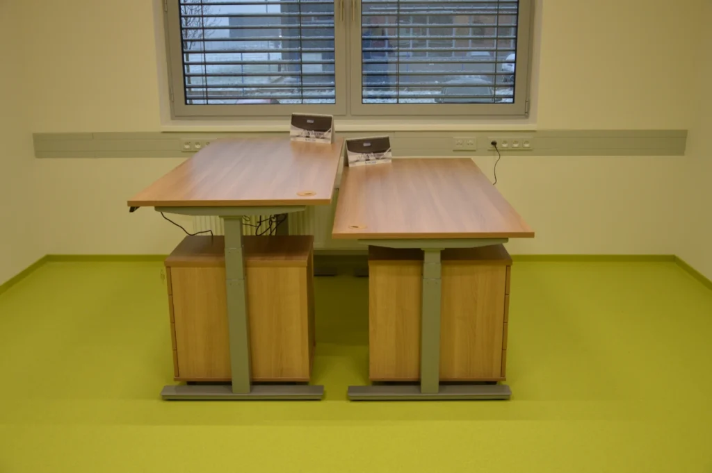 nabytek-vyskove-podnoze-10