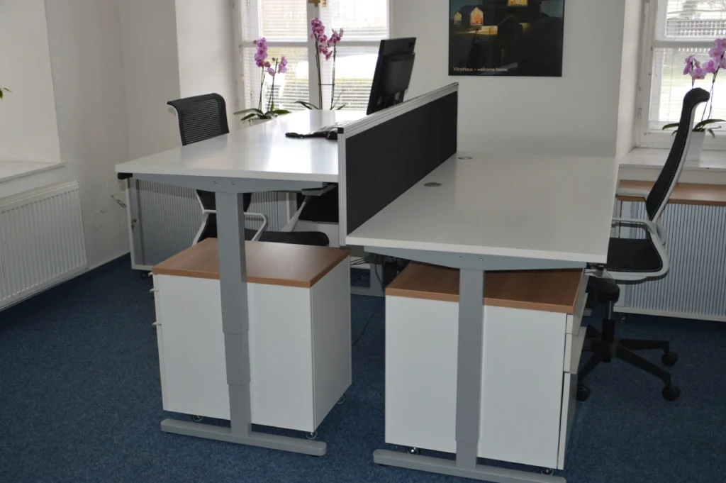 nabytek-vyskove-podnoze-3