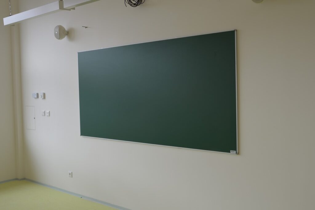 nabytek-zs-chodov-2021-3